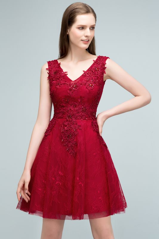 JULIA | A-line Sleeveless Short V-neck Lace Appliqued Tulle Prom Dresses