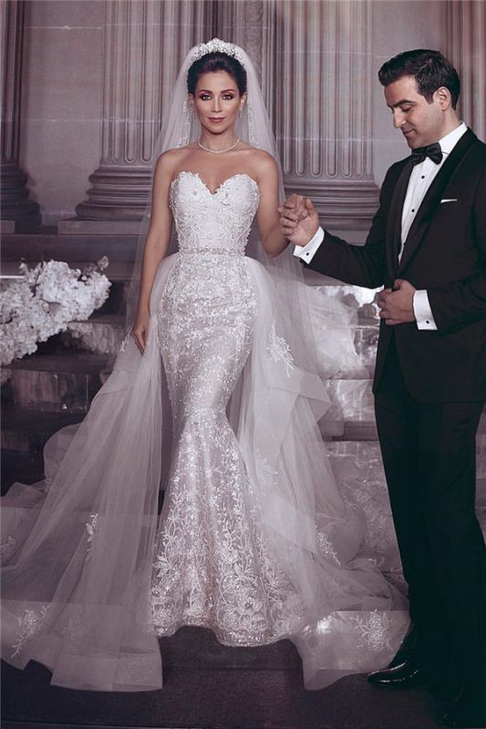 Stylish Strapless Sweetheart Tulle Appliques Wedding Dresses