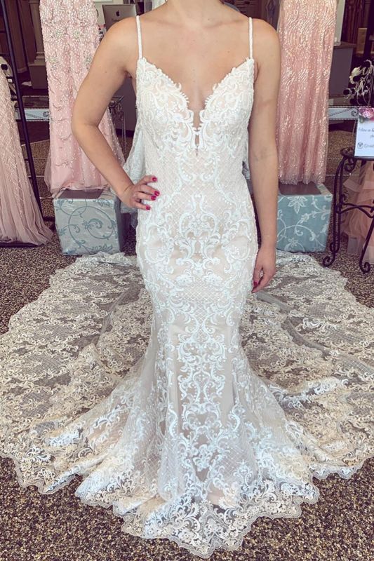 Robe de mariée de luxe en dentelle de train chapelle avec perles | Jolies Bretelles Spaghetti V Cou Sans Manches Longue Robe De Mariée