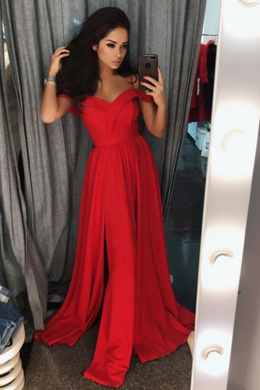 Rotes schulterfreies A-Linien-Abschlussballkleid mit Frontschlitz | Ballkleid