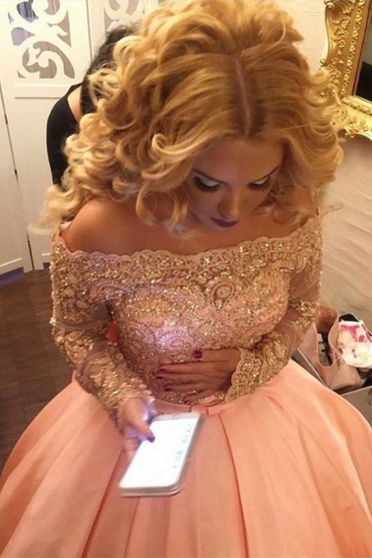 Gold-Lace Bowknot Off-the-Shoulder Ball-Gown Long-Sleeves Prom Dresses