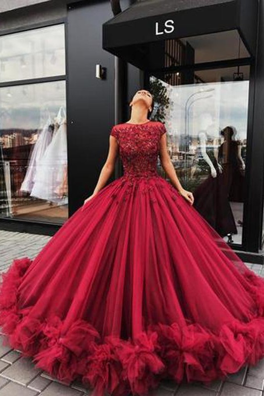 Short Sleeves Burgundy Ball Gown Luxury Scoop Prom Dresses