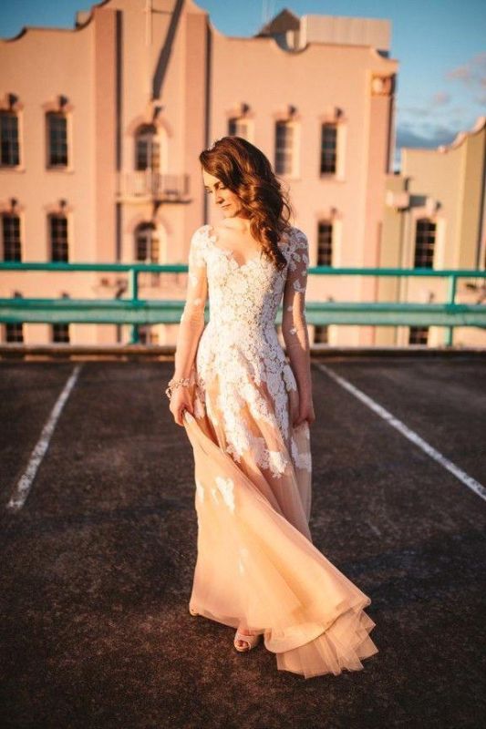 Robe de soirée en tulle en dentelle à manches longues magnifique