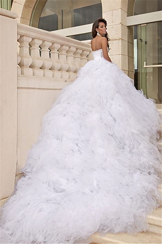 Tulle blanc chérie robes de mariée train chapelle robes de mariée sans manches