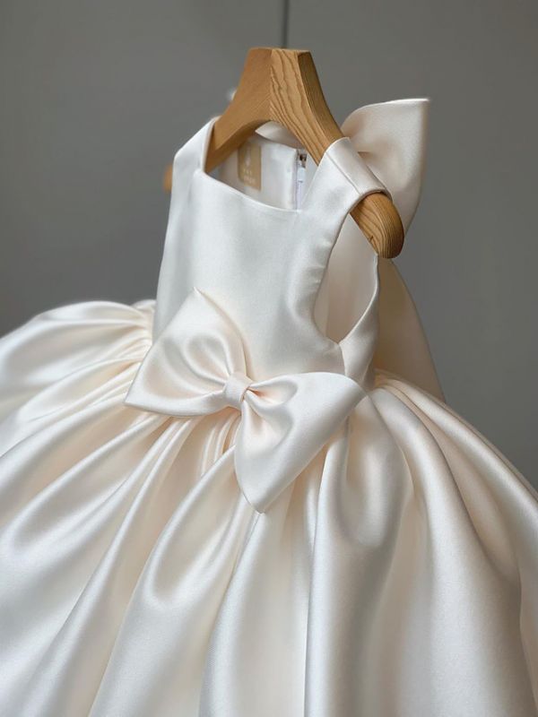 Vestido de fiesta de princesa de satén Mini vestidos de niña de flores para fiesta de boda