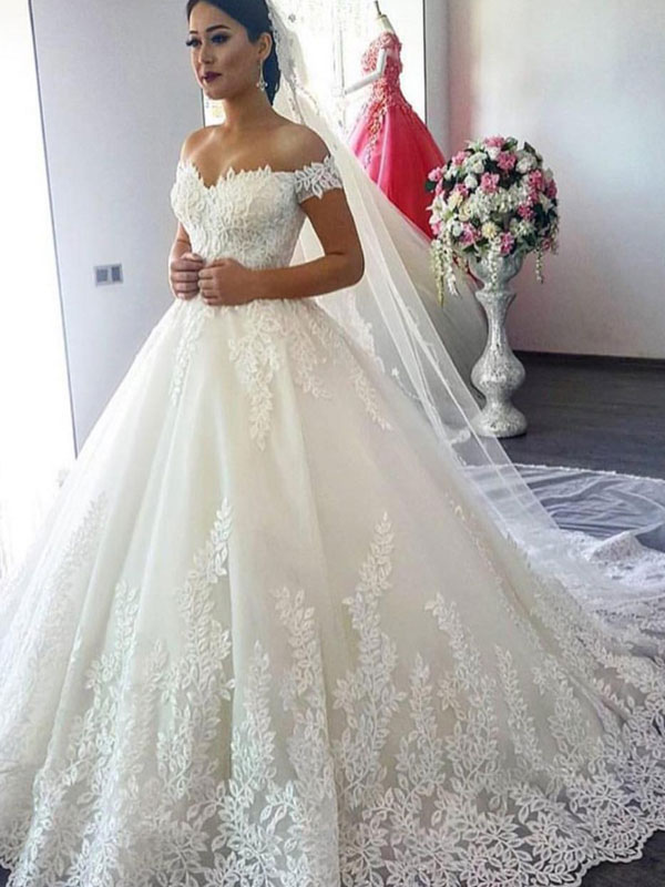 Robe de mariée 2021 hors de l'épaule robe de bal à manches courtes taille naturelle robes de mariée avec train