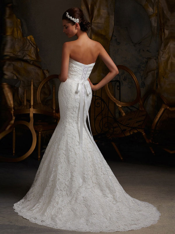 Coast Sweetheart Neck Embellished Fishtail Bridal Dress in White | Lyst UK