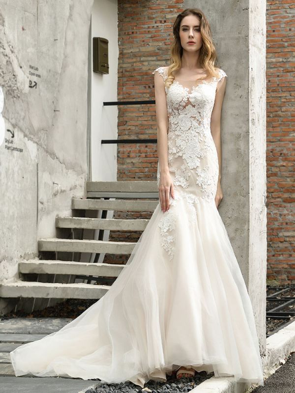 Robe de mariée bijou cou sans manches taille naturelle dentelle robe de mariée sirène avec train