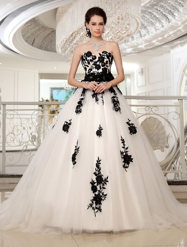 Wedding Dresses Strapless Black Bridal Gown Lace Applique Flowers Sash Beaded Court Train Ivory Tulle Bridal Dress Exclusive
