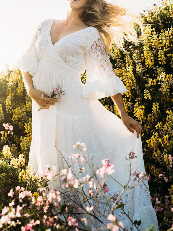 White Boho Wedding Dress V-neck 3/4-Length Sleeve Natural Waist Lace A-Line Floor Length Bridal Wedding Gowns