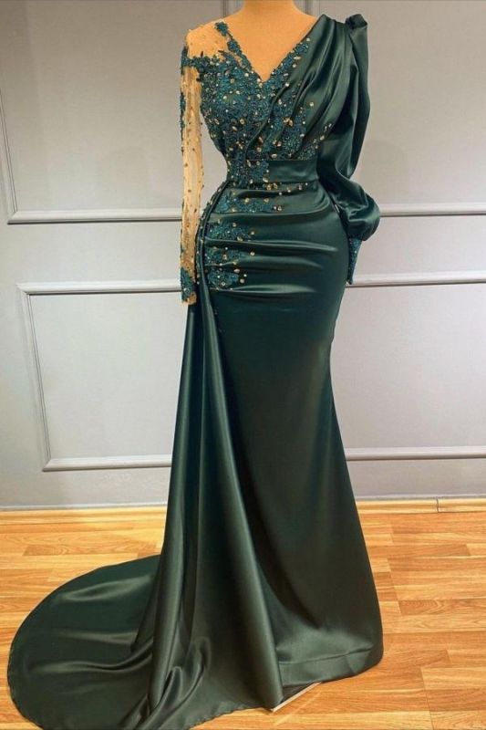 Dunkelgrünes Abendkleid mit langen Ärmeln V-Ausschnitt Satin-Abschlussballkleid mit Perlen