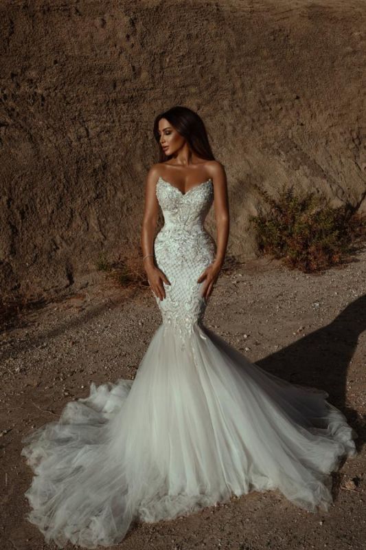 Sweetheart Mermaid Bridal Gown Sleeveless Tulle Wedding Dress