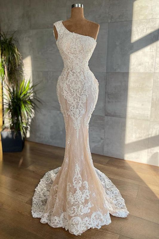 Chic One Shoulder Tulle Lace Mermaid Bridal Gown Slim Wedding Dress