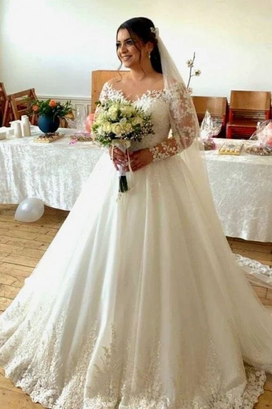 Wunderschönes Brautkleid mit langen Ärmeln Blumenspitze Aline Brautkleid