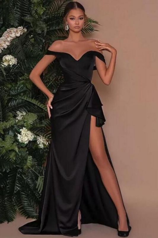 Robe de soirée noire fendue sur le côté à épaules dénudées Robe de bal longue en satin plissé