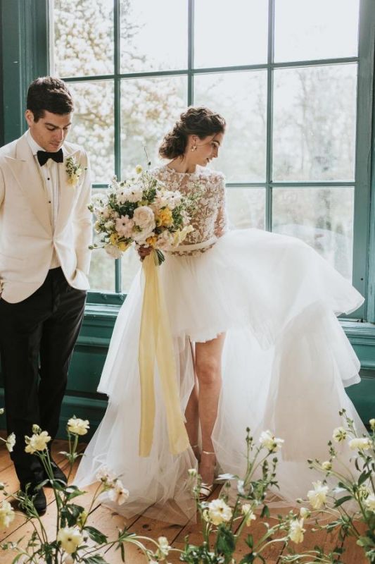 Vestido de novia de manga larga Hi-Lo Vestido de novia de tul floral 3D