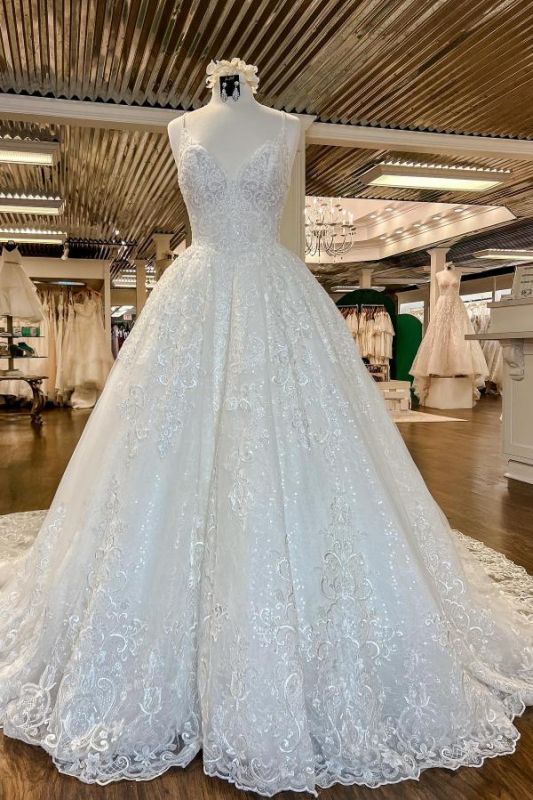 Elegantes V-Ausschnitt Blumenspitze Brautkleid Aline Spaghettiträger Langes Brautkleid