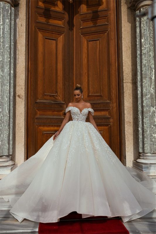 Robe de bal à épaules dénudées Magnifique robe de mariée Aline chérie