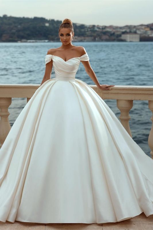 Amazing Off-the-Shoulder Ball Gown Wedding Dress Ruched Satin Sweetheart Aline Bridal Dress