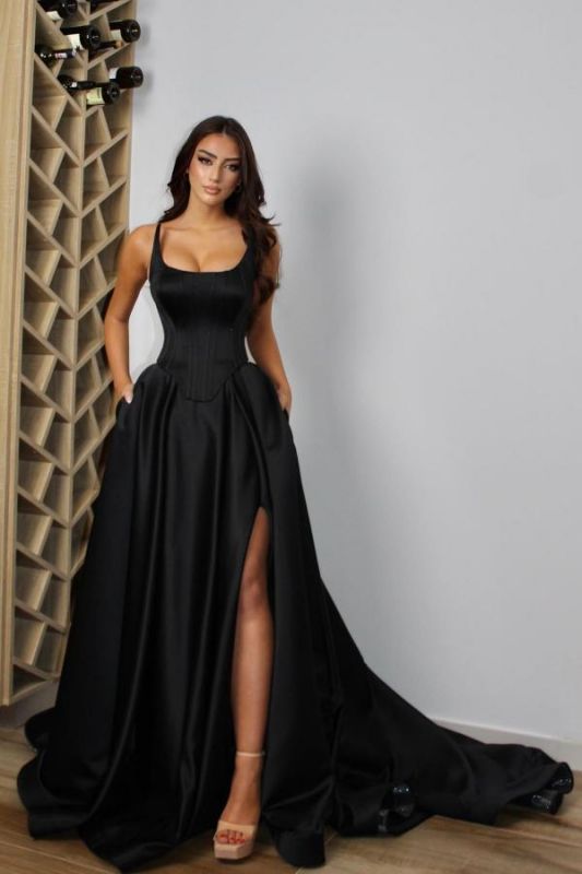 Sexy schwarzes langes Partykleid mit quadratischem Ausschnitt, seitlich geschlitztes Satin-Abschlussballkleid mit Taschen