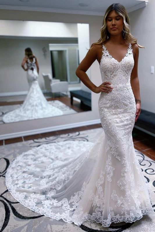 Modest White Floral Lace Mermaid Wedding Dress V-Neck Long Bridal Dress