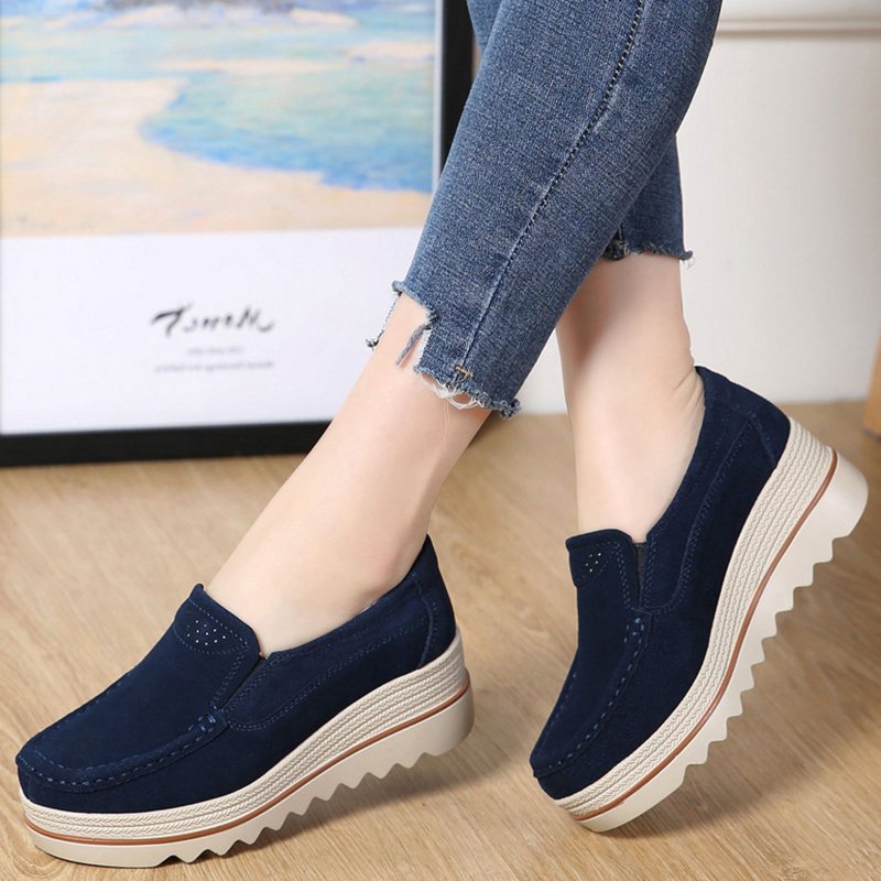 Casual Round Toe Leather Flat Heel Loafers