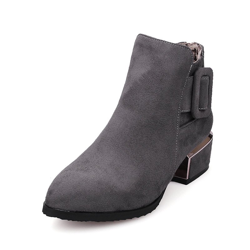 Chunky Heel Wildleder Knopfstiefel