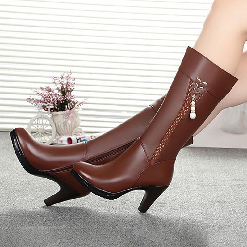 Daily Pearl Imitation Pointed Toe Chunky Heel Elegant Boots