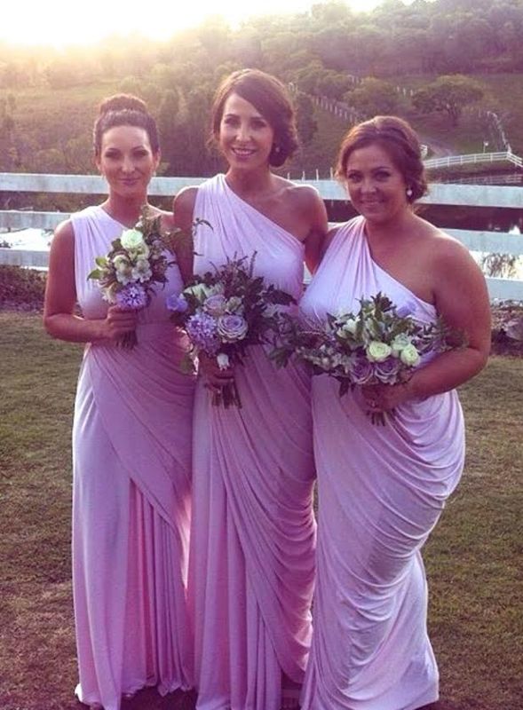 Einfache One Shoulder Chiffon Lange Brautjungfernkleider Rüschen Günstige Beliebte Plus Size Hochzeitsfestkleid