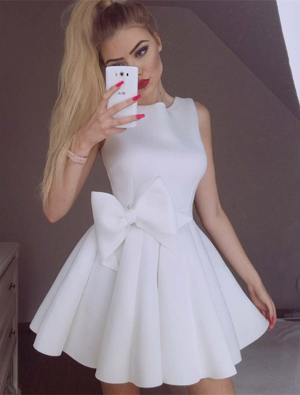 Newest White Bowknot Scoop Sleeveless Homecoming Dress | Short Party Gown