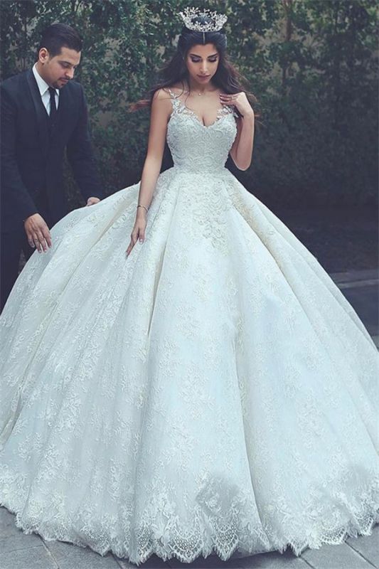 Online New Arrival Lace Latest V-neck Appliques Sexy Sleeveless Elegant Ball Gown Wedding Dresses