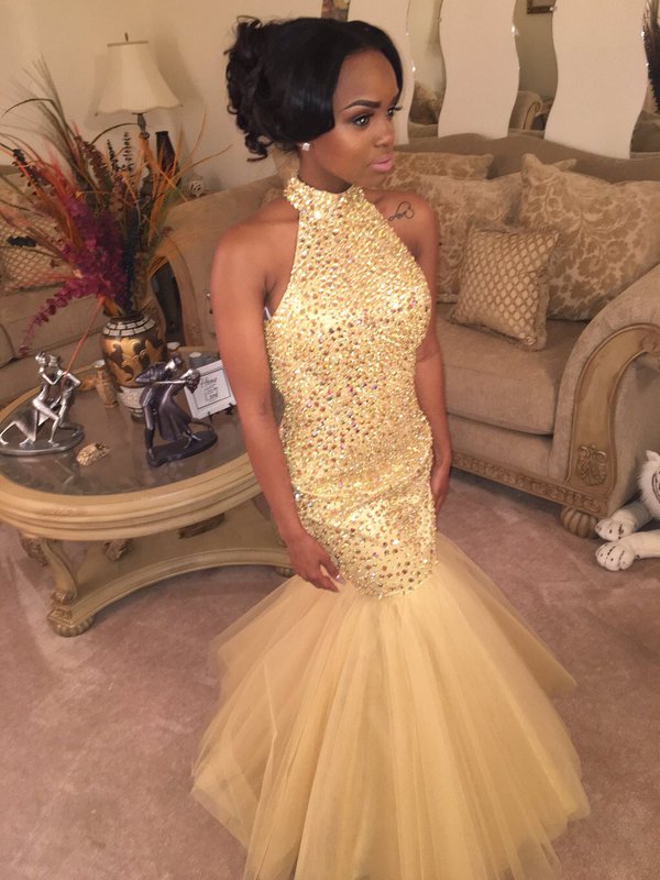 Sleeveless Champagne-Gold Open-Back Shiny Halter Sequins Mermaid Prom Dress