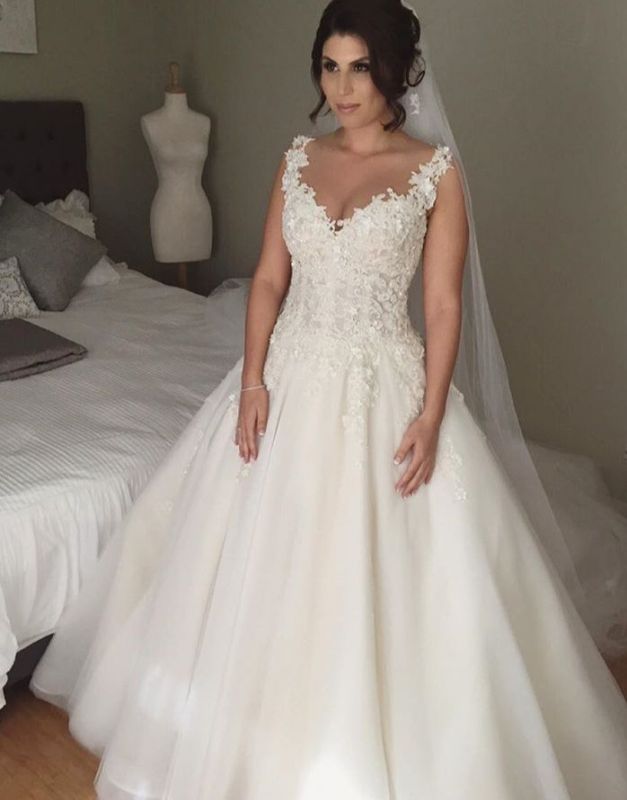 Latest A-line Lace Applique Bridal Gown Open Back Sleeveless Court Train Wedding Dress JT116