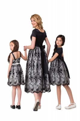 HEATHER | Vestidos de la madre de la madre del cordón negro de la flor corta del Bowknot de una línea_3