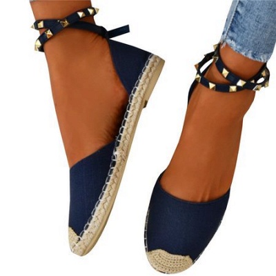 Comfortable Adjustable Buckle Rivet Sandals_17