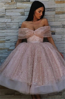 Charming Off-the-Shoulder Ball Gown Tulle Tea-Length Prom Dresses_1