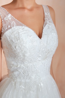 Einfaches A-Linien-Hochzeitskleid mit V-Ausschnitt und Trägern, Tüll, Blumenspitze, langes Kleid für die Braut_11