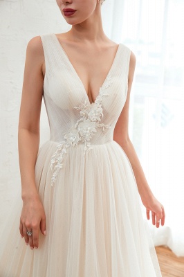 Chic V-Neck Straps Aline Wedding Dress Floral Pattern Garden Bridal Dress with Sweep Train_8
