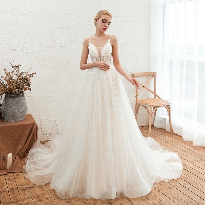 Robe de mariée élégante en tulle à encolure en V et bretelles spaghetti_9