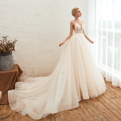 Robe de mariée trapèze en tulle à col en V profond avec bretelles spaghetti_6