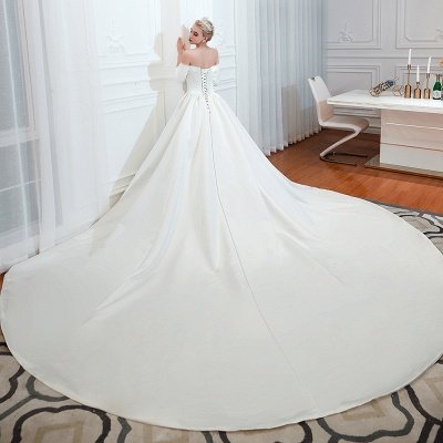 Incroyable robe de mariée en satin à épaules dénudées Aline avec manches_6