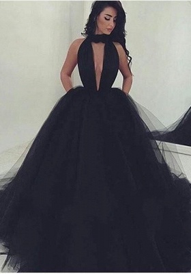 Black Ball Gown Prom Dresses Halter Neck Keyhole Neckline with Pockets Chic Evening Gowns_1