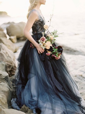 Black Gothic Wedding Dresses A-Line V-Neck Sleeveless Ball Gown Tulle Lace Bridal Gown_10