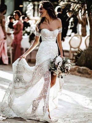 White Lace Wedding Dress Floor Length Sheath Sleeveless Lace Sweetheart Neck Bridal Dresses Train Dress_1