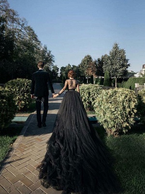 Black Wedding Dresses Tulle A-Line V-Neck Long Sleeves Backless Natural Waist Lace Royal Train Bridal Gown_3