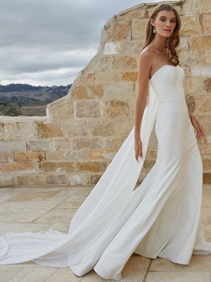 Robe de mariée simple blanche gaine sans bretelles boutons sans manches train chapelle robes de mariée en satin mat_4