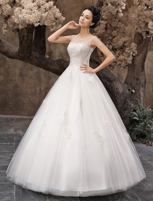 Vestido de novia blanco hasta el suelo con cuello joya rebordear_3