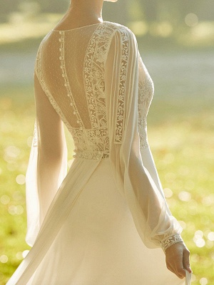 Ivory Wedding Dresses With Court Train A Line Long Sleeves Lace V Neck Bridal Gowns_3
