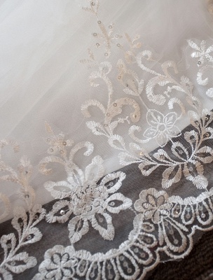 Robes de mariée ivoire hors de l'épaule dentelle perles robe de mariée train cathédrale_7