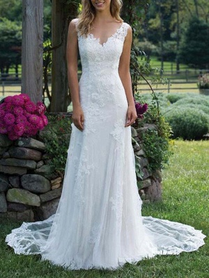 Wedding Dress Lace V Neck Sleeveless Sheath Floor Length Bridal Gown With Court Train_1